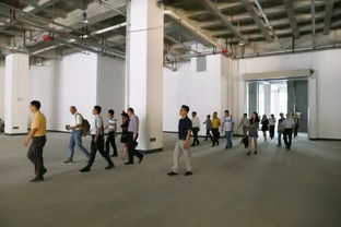 深圳市进出口食品商会参观海格零售物流中心 探讨货物进出口高效运作